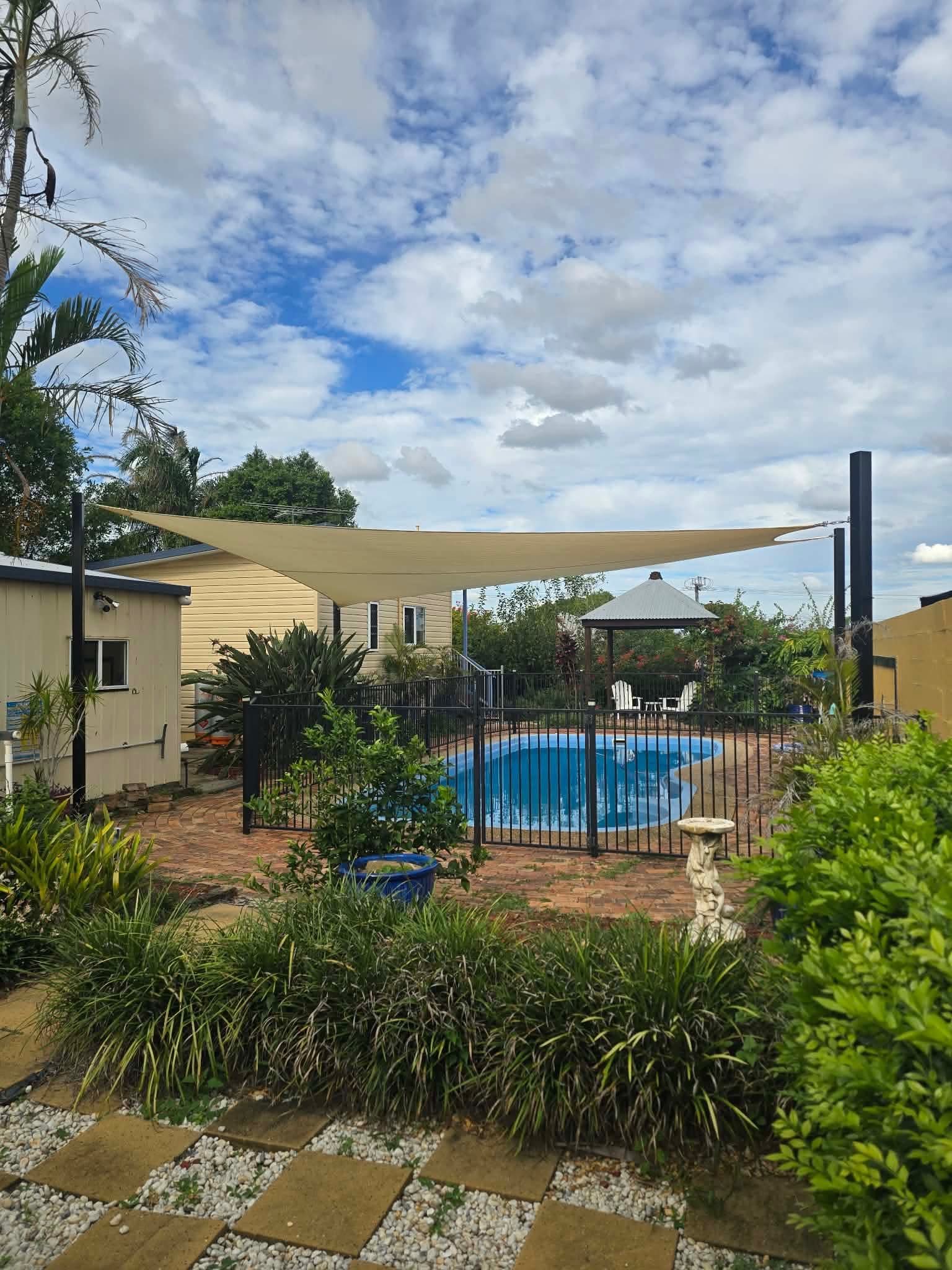 Shade Sail over pool #11.4